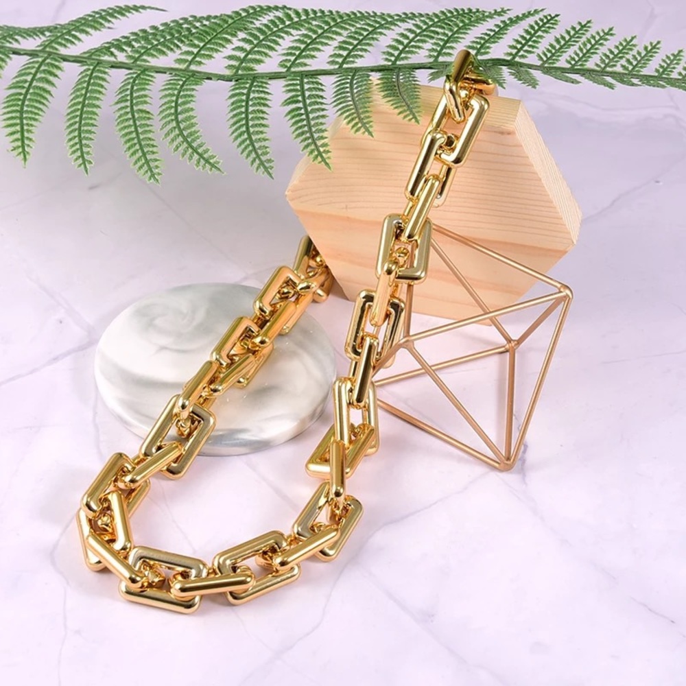 Zara 29.5” Gold Chunky Big Link Chain Bicolor Links Lightweight Necklace - Picture 9 of 15